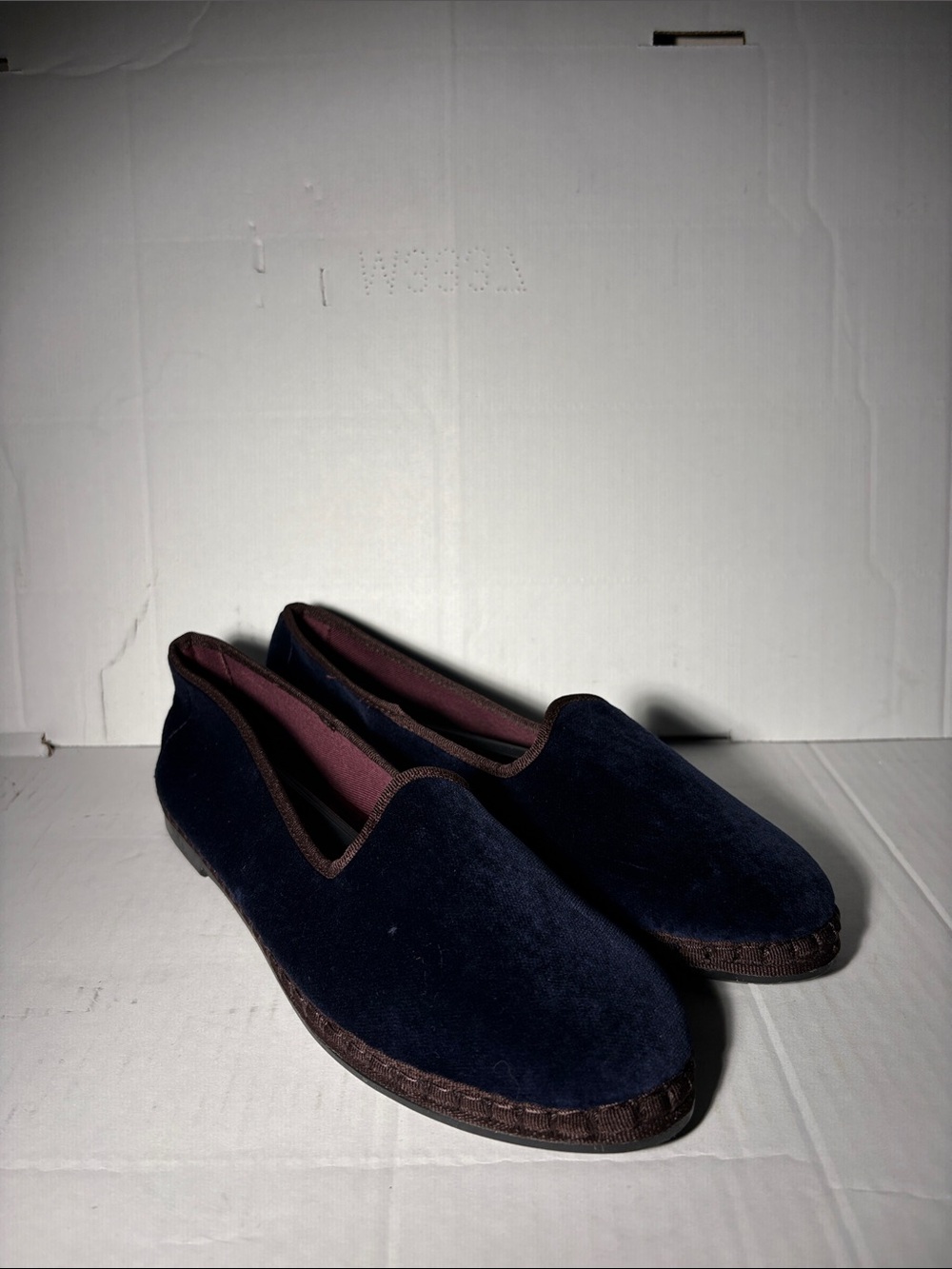 NEW Flabelus Velvet Slipper in Dark Blue Women’s Size 40EU Size 9US